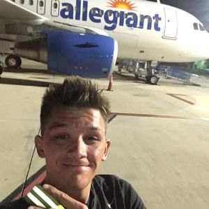 Meet your Posher, Joshua